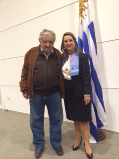 El Presidente de Uruguay, José Mujica y la Secretaria General de la OISS, Gina Magnolia Riaño Barón