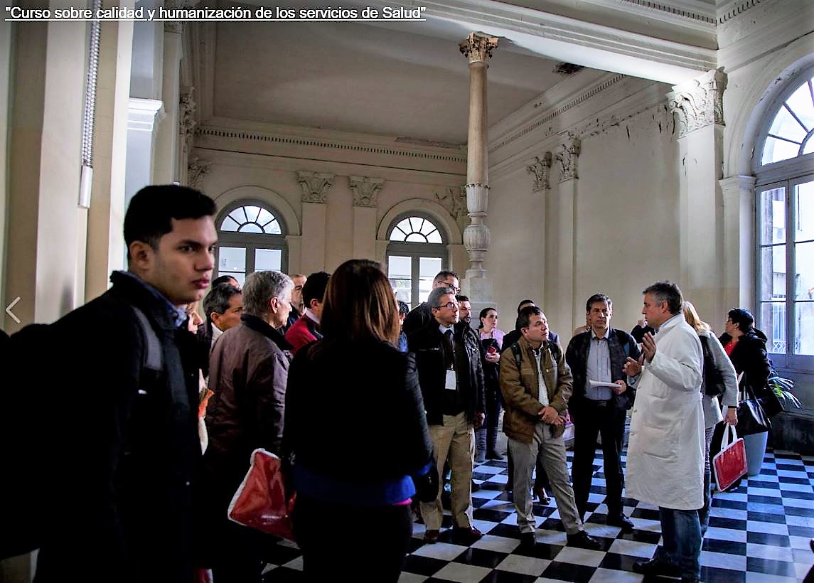 Visita de los participantes del Curso al Hospital Maciel, Montevideo